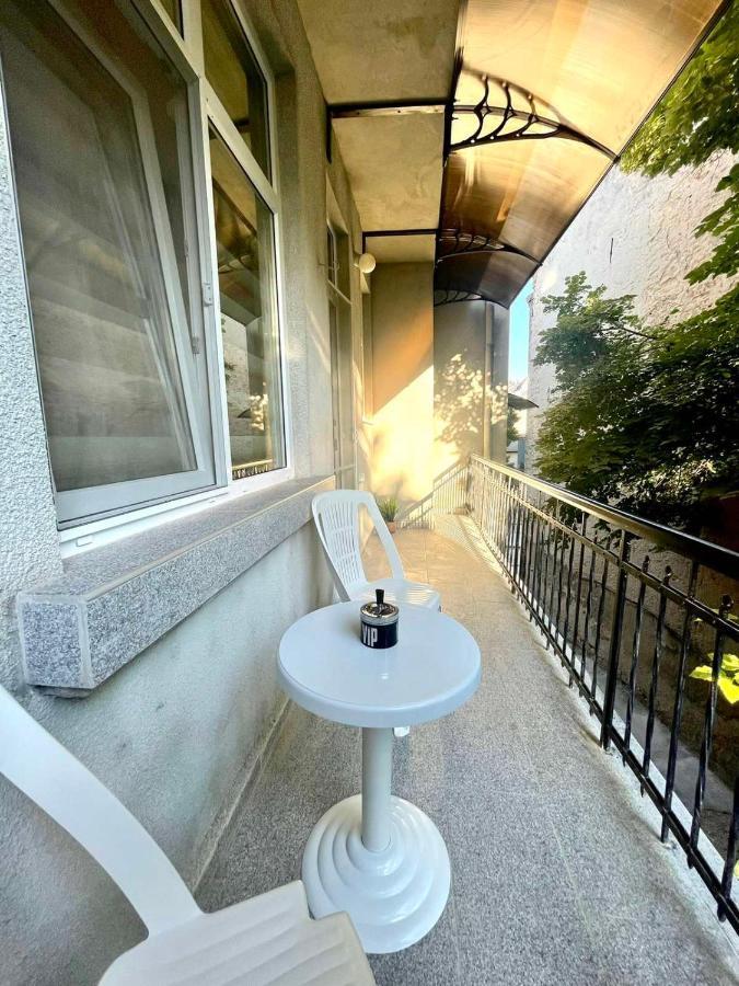 Apartment Home